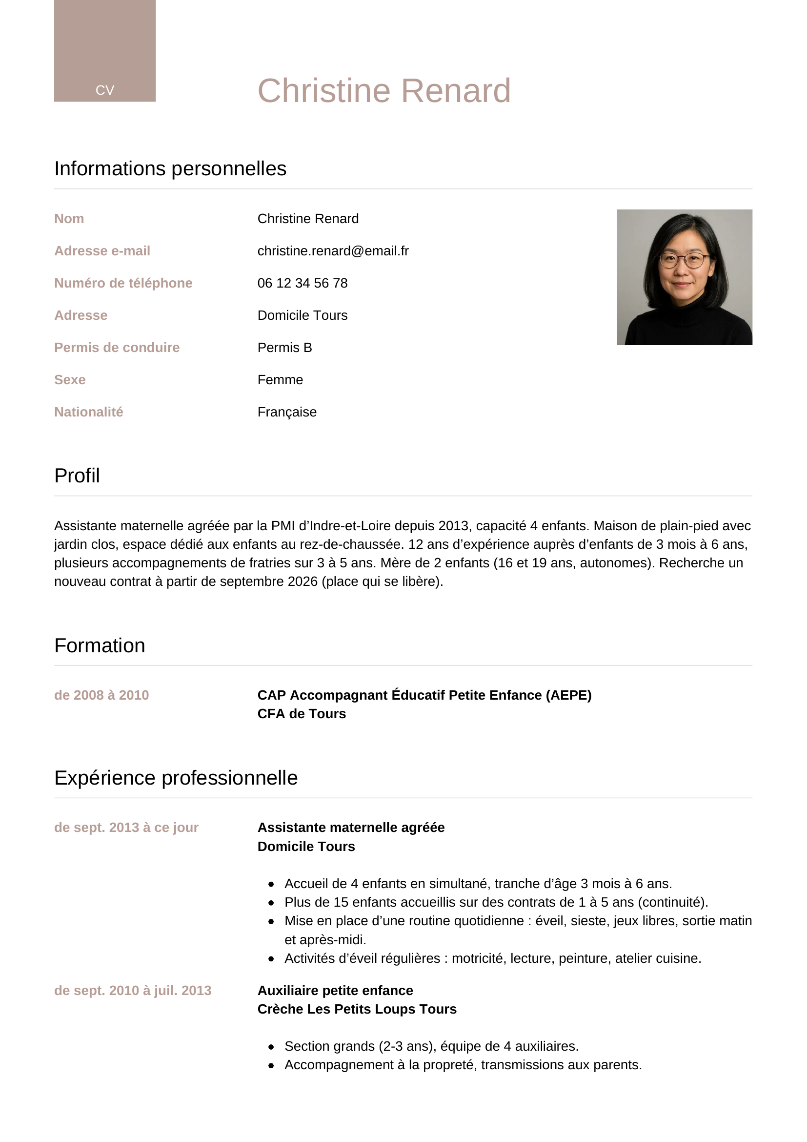 Modèle Luxe — exemple de CV Assistante maternelle